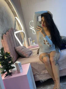 JasmineRhodesYour pretty girl in blue 💙💋图片