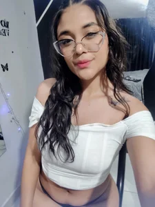 camiih_18 hi master Pic