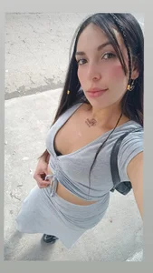 Crytal_Kat_ch Public Gambar