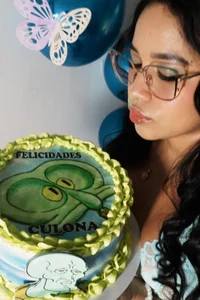 happy birthday to me 🥳🥳 de Adriana_crof  6 photos