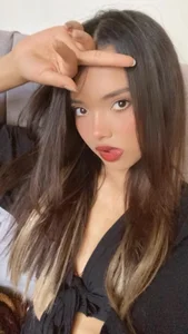 Yo de Irina_Grant  2 Imagens