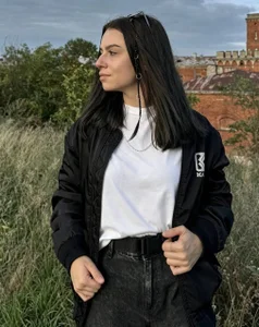 DaciaBones Public Pic 4