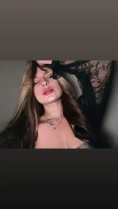 Luna_monroe_の❤️の 2枚の写真