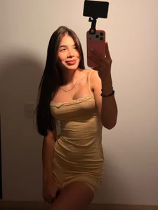 beauty_latina Public Pic
