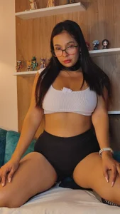 BrendaBrooks kiss me with your heart❤️ Pic 4