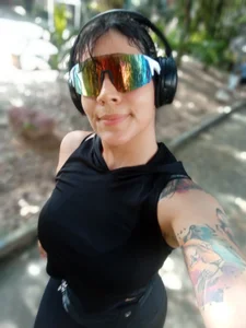 sexygoddesskarol I love running Pic