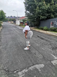 MissLola27 ME Hình 3