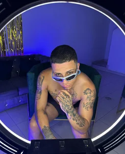 dereck_sofias Me sexfoto 1