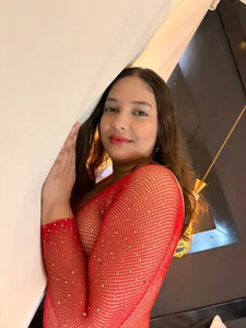 scarlett_duvall Elegance with a hint of danger Foto