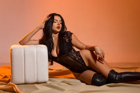 DahianaWalcott Public Pic 4