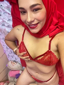 ShanaJamil Let's create unforgettable moments together. 😈 Foto