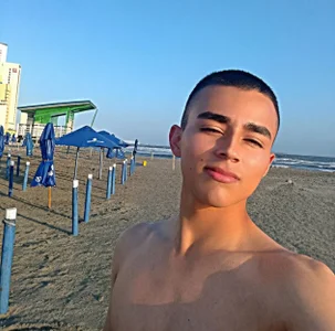 Connorr_01 Public Foto 4