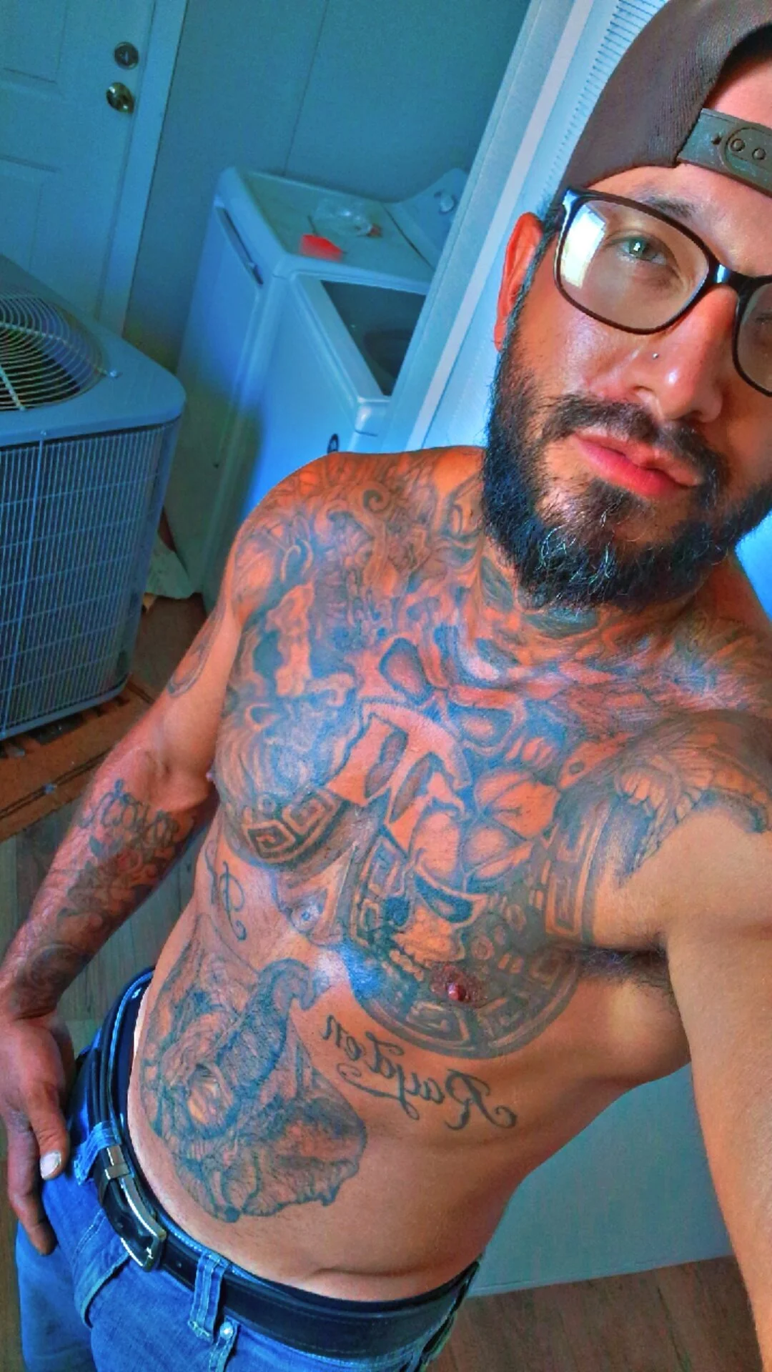 Трендове зображення  848 ricoTx1990