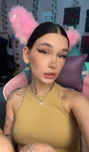 Heey. This is me de Amanda_Tender  4 photos