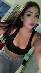 AliciaJerez1 Public Pic 8