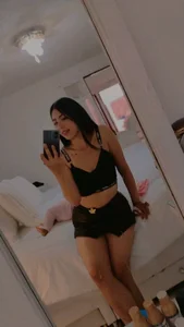 chanelhot65 Kiss Foto 3