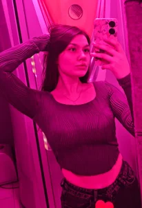 Vicki_queen Public Pic 4