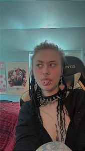 Selfies ❥! od darlingvicuous  3 snímek