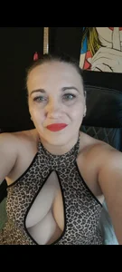 PalomaDesireeeのSexy Paloma 🫦🫦😉❤️の 2枚の写真