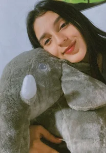 MiaTaylorSweetSelfie of my face 🥹😍 Bild 2