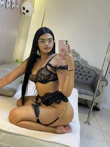 kimberly_montiel New lingerie, new look, do you like it? 🖤 slika 4