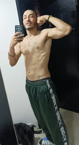 Grant_Irons Public รูป 