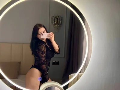 dahliaque you like me? 💋 Pic