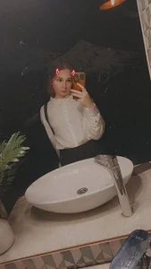 ShylaWelk Public 사진 6