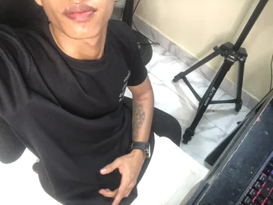 sung_yol Yo mismo Εικόνα