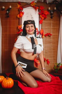 CharlotteCottin I'll take you to paradise, happy halloween 🛩🎃👻 Pic 9
