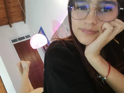 MelodyMansson Good morning, my sweetest temptation… ☀️🔥 From 9:00 AM to 5:00 PM (Colombia time), I’m here to make Foto 4