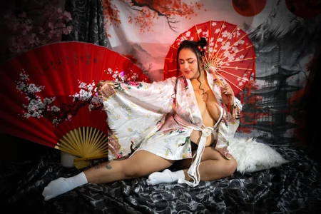 katleya_lewiisYour japanese girl ♥图片