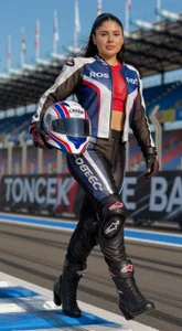 Alicee_Broownn your pilot 😈 Foto 5