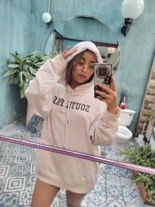 Mia_luxxx_ Public Pic 3