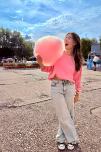 PearleOkel Public  5. fénykép