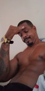 Eu de Latrel7SPENCER  Imagens