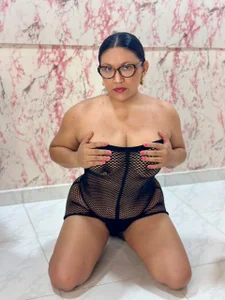 Madam_Rose Welcome Room 👄 Foto 3