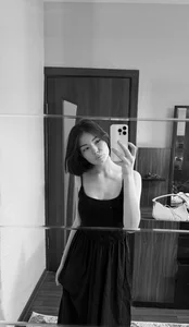HolliMalory's photo