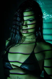 Iconic sensual girl de StarxxxM  4 Imagens