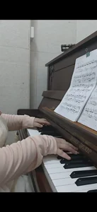 Mia-888: Public ( 5 фото)