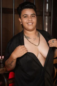 ZeusSmithh 😏  4টি ছবি