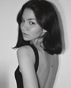 ElletteDavi Public Pic