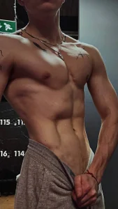 TalkingHead_0_ boddy Pic