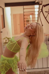 shatall_rouge Like a fairy, but of love Pic 2