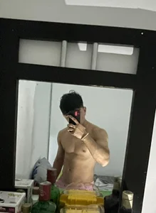 chris_smith1 me❤😈  5টি ছবি