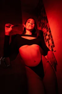 Sassy--Girl Halloween session Pic 2