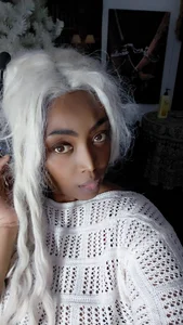 VenezuelaLuxeNoir Tiny steps Immagine  2