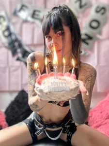 EemaHaruki 🎁🥳JANUARY! BIRTHDAY MONTH🥳🎁 Immagine  2