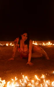 Karmilla_Rosse Karmilla on Fire🔥💥 Hình 4