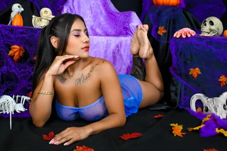 MartinaWestt LITTLE MERMAID🧜‍♀️🥰 Pic